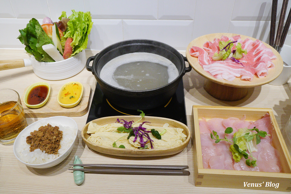 【台北火鍋】小農鍋物大安店,選用台灣在地小農蔬菜肉品,新鮮又健康
