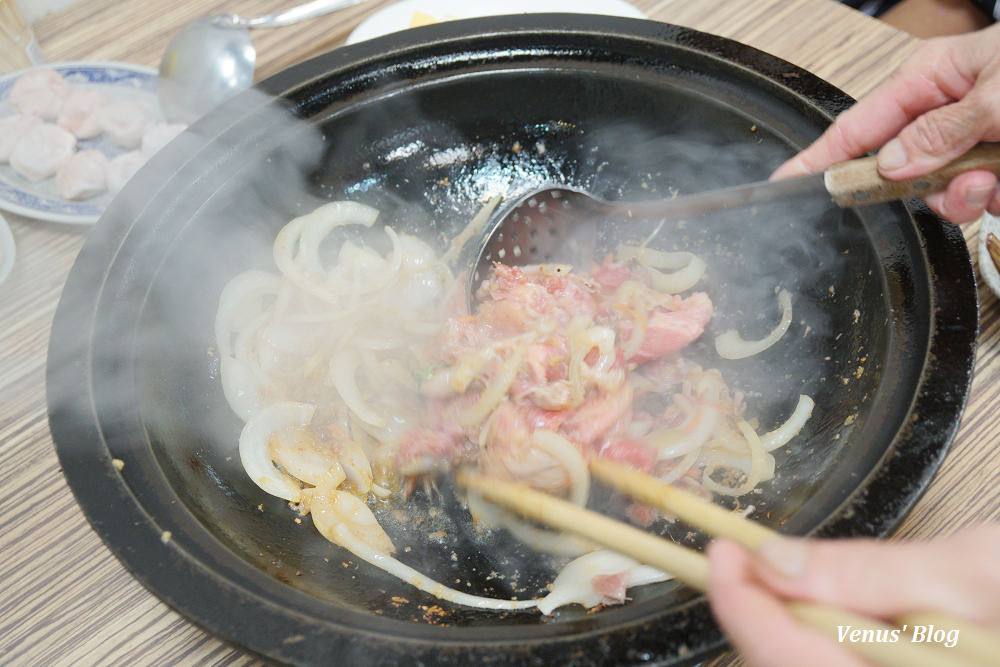 雅香石頭火鍋,西門町美食,石頭火鍋,沙茶火鍋,捷運西門站