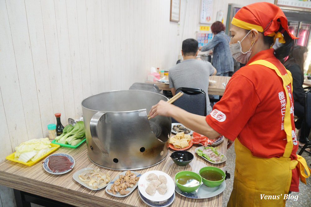 雅香石頭火鍋,西門町美食,石頭火鍋,沙茶火鍋,捷運西門站