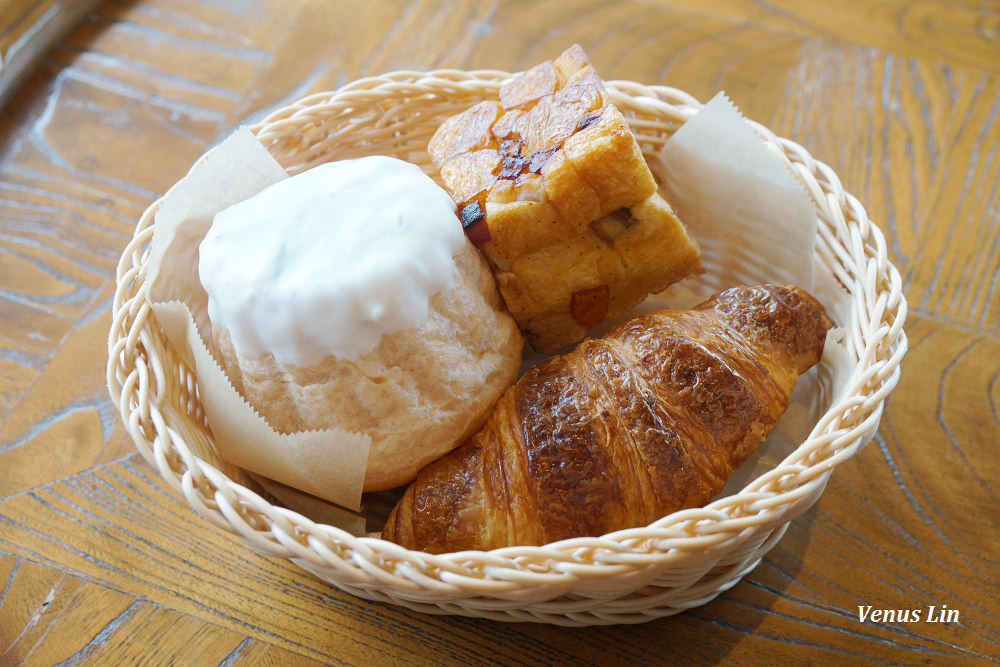 箱根美食,箱根咖啡館,箱根超好吃麵包,箱根必吃,Bakery&Table,元箱根港必吃