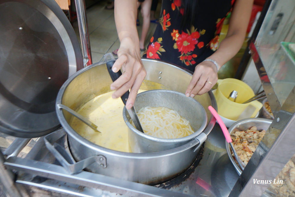 胡志明美食,胡志明小吃,Chao muc Thanh Son,越南海鮮粥