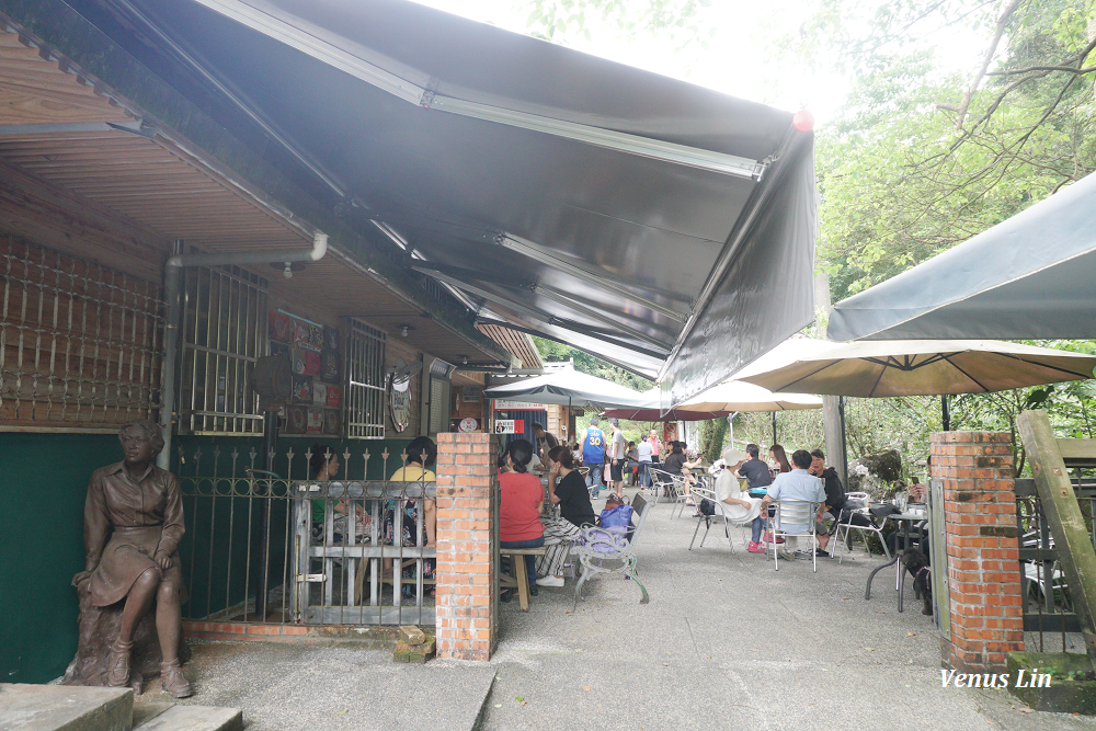 平溪必吃,平溪牛肉麵,平溪神秘牛肉麵,平溪美食,老玩童礦坑咖啡,石碇萬紫桂花香腸