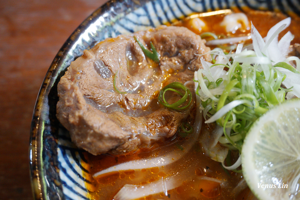 平溪必吃,平溪牛肉麵,平溪神秘牛肉麵,平溪美食,老玩童礦坑咖啡,石碇萬紫桂花香腸